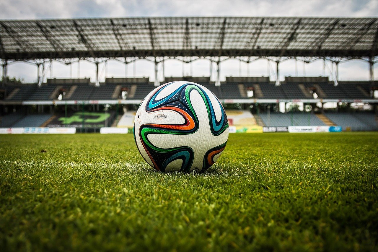 soccer, ball, stadium-488700.jpg